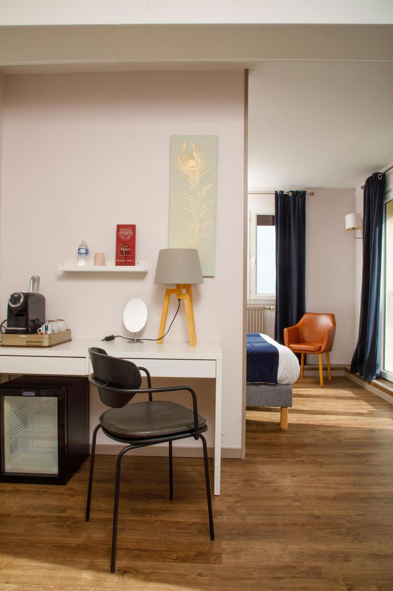 Saint Aubin Logis Hotel & Restaurant エクステリア 写真