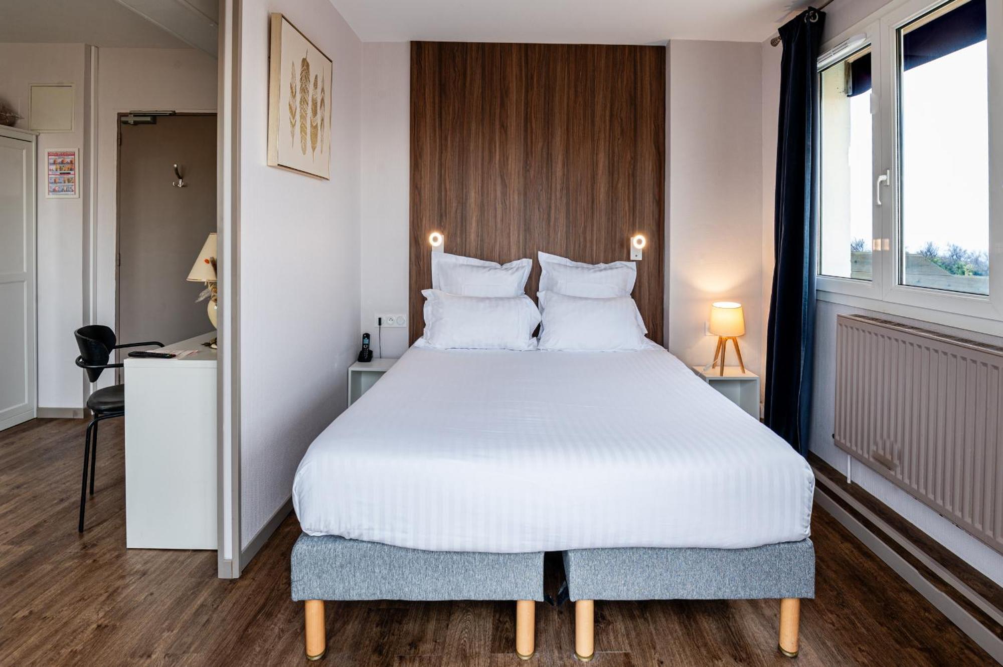 Saint Aubin Logis Hotel & Restaurant エクステリア 写真