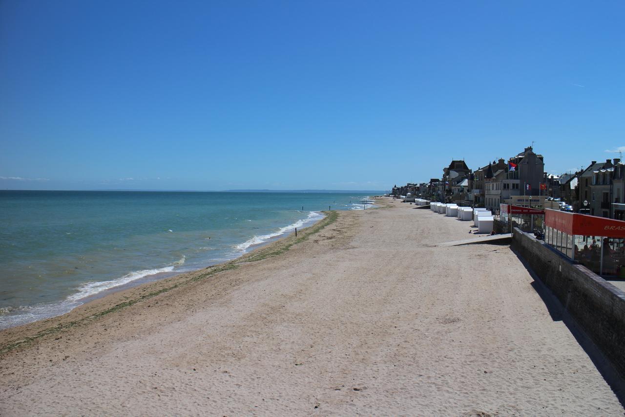 Saint Aubin Logis Hotel & Restaurant エクステリア 写真