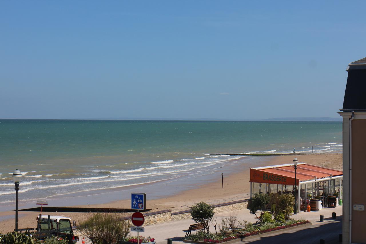 Saint Aubin Logis Hotel & Restaurant エクステリア 写真